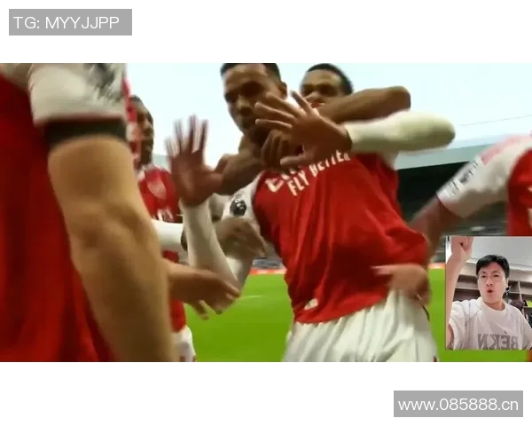 阿森纳与纽卡工作人员冲突现场惊现干草叉引发热议 阿森纳与纽卡工作人员冲突现场惊现干草叉引发热议