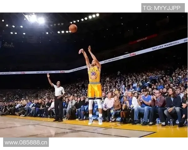 莱夫利谈三分球和篮板:不求频繁出手但希望每场稳定贡献 莱夫利谈三分球和篮板:不求频繁出手但希望每场稳定贡献