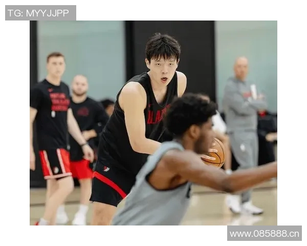 克林根主动放弃夏季联赛助力杨瀚森展现实力与潜力 克林根主动放弃夏季联赛助力杨瀚森展现实力与潜力