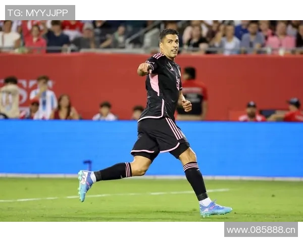 苏亚雷斯禁区内精彩破门助力芝加哥逆转迈阿密比赛精彩回顾 苏亚雷斯禁区内精彩破门助力芝加哥逆转迈阿密比赛精彩回顾