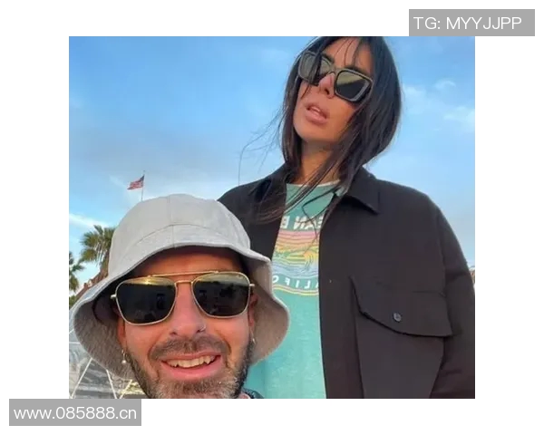 贝纳德斯基回忆:年轻时妻子拒绝我但我坚持追求爱情的故事 贝纳德斯基回忆:年轻时妻子拒绝我但我坚持追求爱情的故事