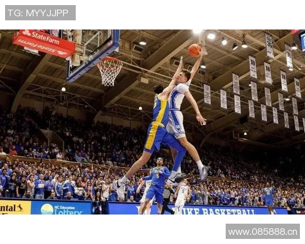 弗拉格解析持球策略助力后卫减压应对全场紧逼挑战 弗拉格解析持球策略助力后卫减压应对全场紧逼挑战