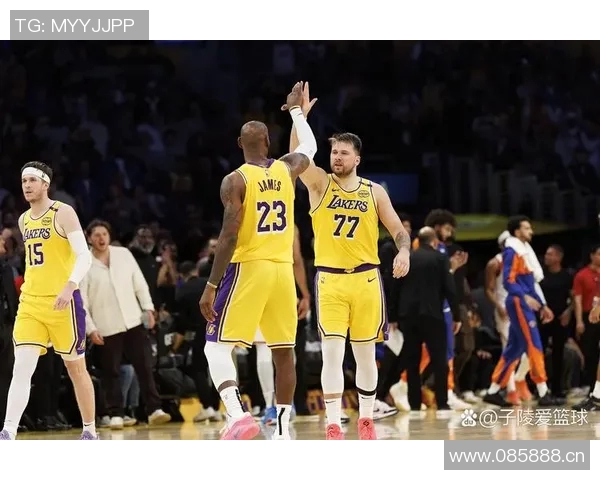 NBA赛事分析火箭客场挑战雷霆湖人主场对决勇士恐难以取胜 NBA赛事分析火箭客场挑战雷霆湖人主场对决勇士恐难以取胜