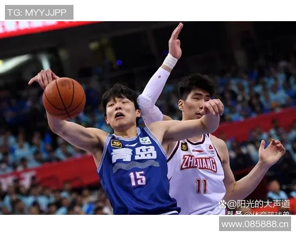 杨瀚森展现现代中锋特质质疑者不值一提 杨瀚森展现现代中锋特质质疑者不值一提