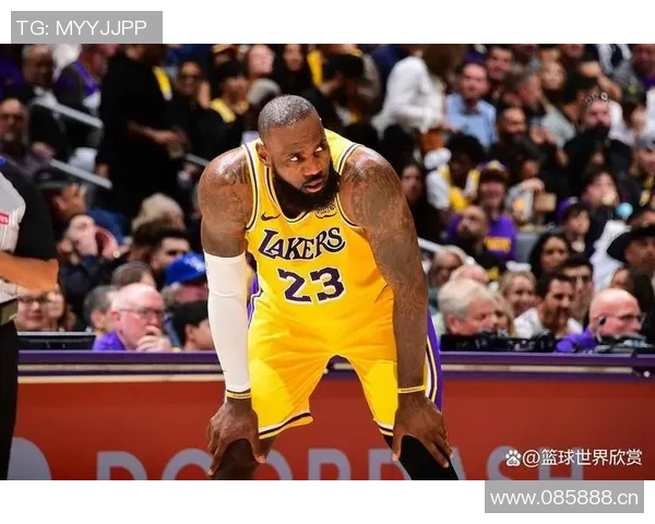 詹姆斯膝伤完全康复湖人决定谨慎对待季前赛出场时间