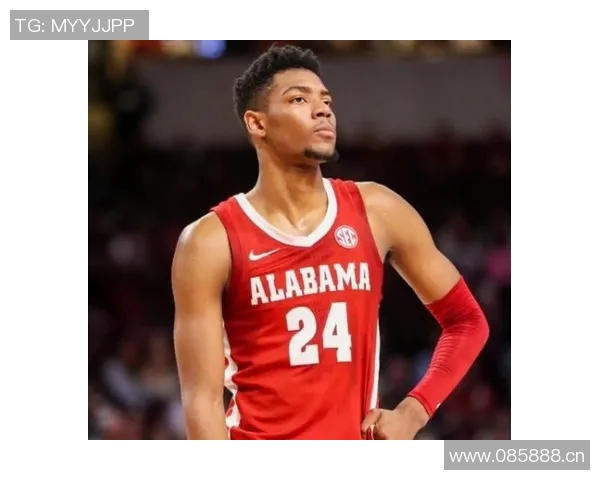 黄蜂队宣布布兰登米勒因左肩受伤将缺席本场比赛的后续时间