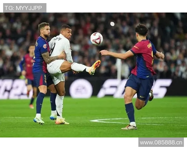 佩德里强调皇马控球与攻击力我们必须在比赛中掌控节奏与主动权 佩德里强调皇马控球与攻击力我们必须在比赛中掌控节奏与主动权