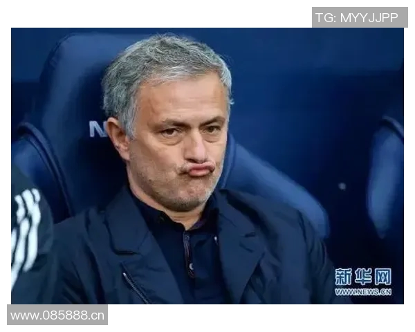 穆里尼奥反击记者提问直言想知道你收入为何不愿透露我的