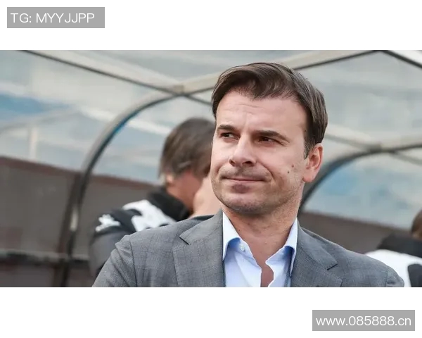 塞尔维亚男篮迎来新任主教练阿里姆皮耶维奇展现年轻活力