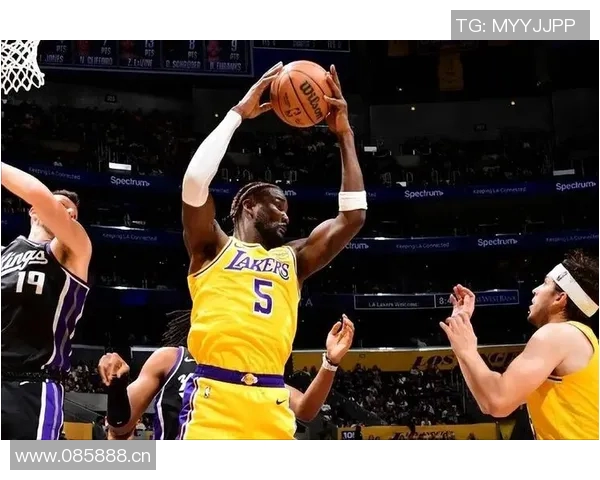 浓眉合同引发交易热议三年175亿合约背后隐藏的6279万选项玄机